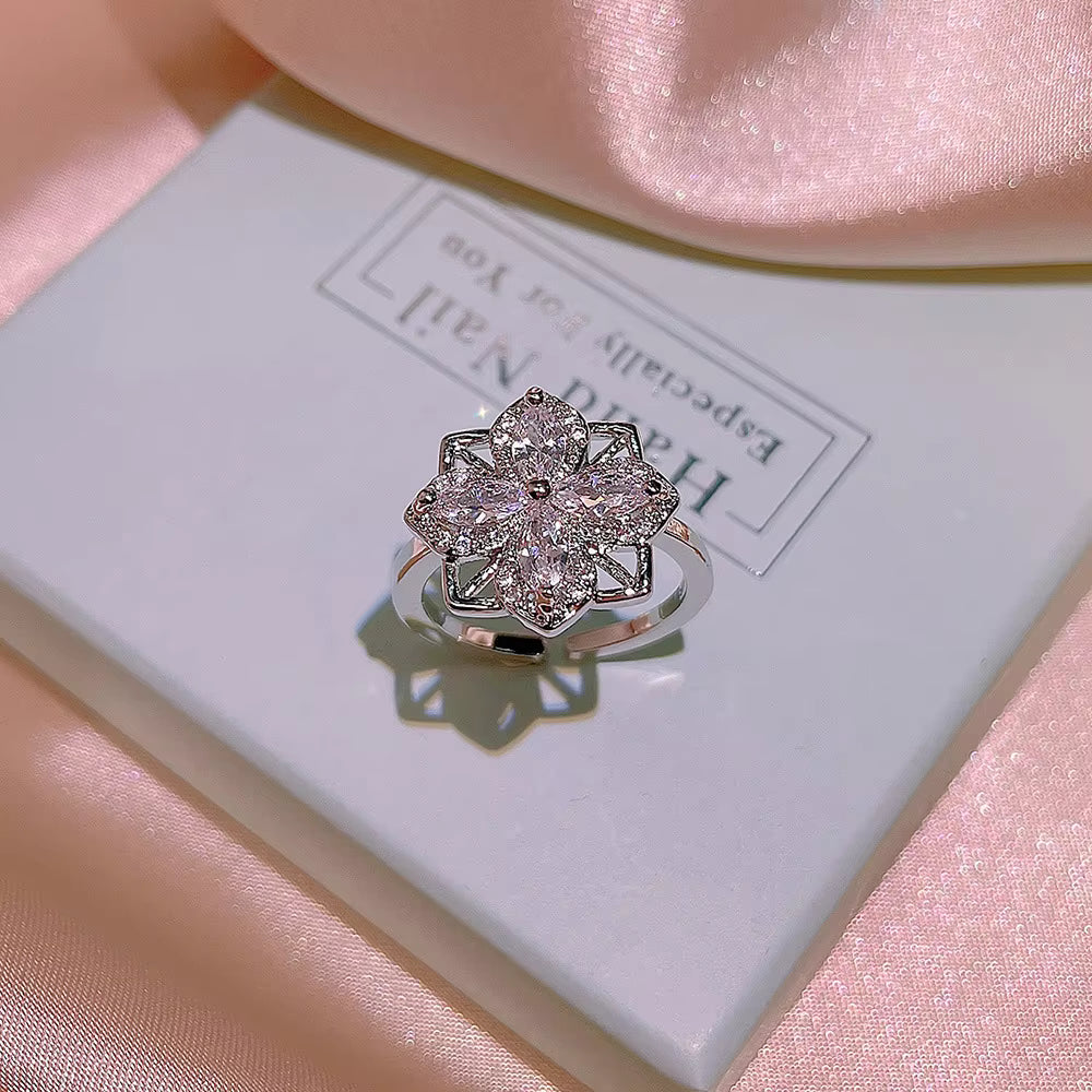 UNI-11042-3 - Sparkle Diamond Flower Silver - Ring