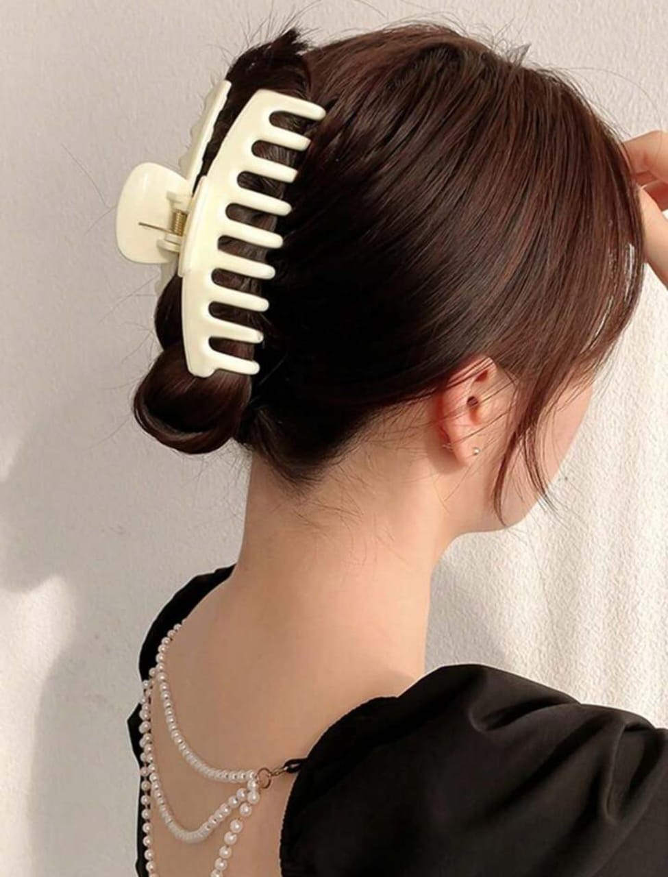 HC-111 - Curly Chocolate Color Series - Hair Claw