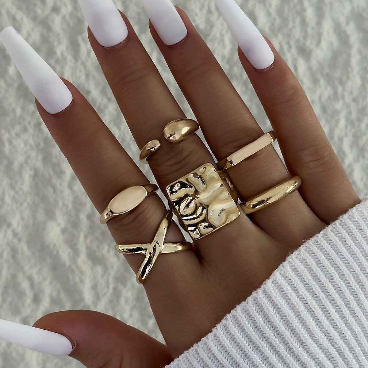 UNI-11115-10 - Simple Gold - Ring Set Of 6