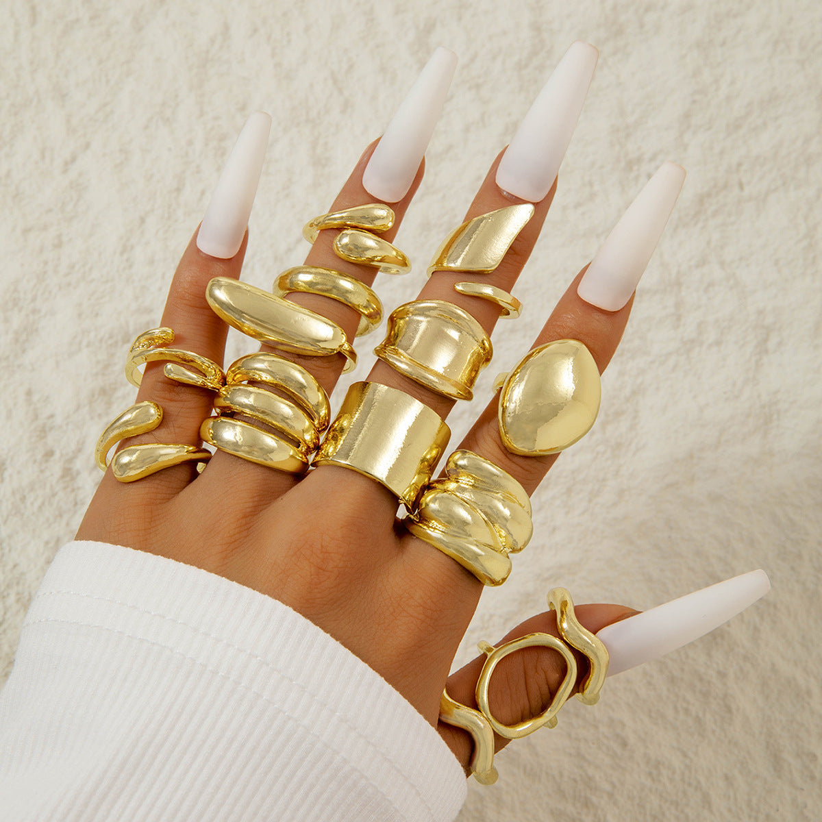 UNI-11115-1 - Classy Gold - Ring Set Of 14