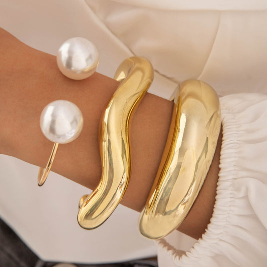 UNI-10163-5 - Premium Gold Foiled Classy Pearl Bangle - Bracelet Set Of 3