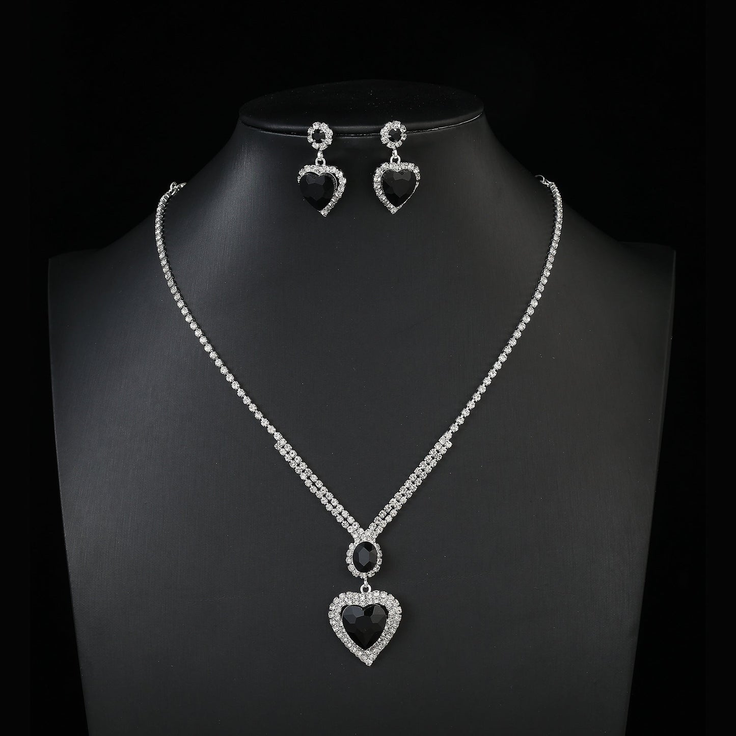 UNI-11945 - Black Heart Diamonds Silver - Jewelry Set