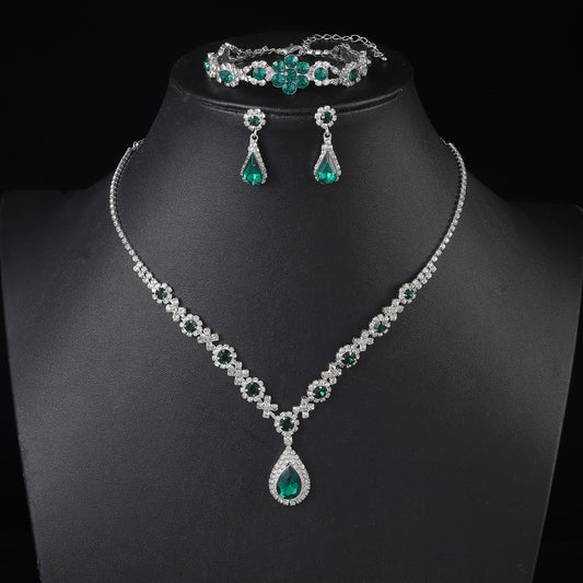 UNI-11939 - Premium Teardrop Emerald Green Diamonds Silver - Jewelry Set Of 3