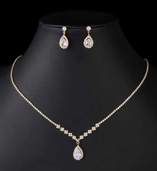 UNI-11929 - Fancy Crystal Diamonds Silver - Jewelry Set