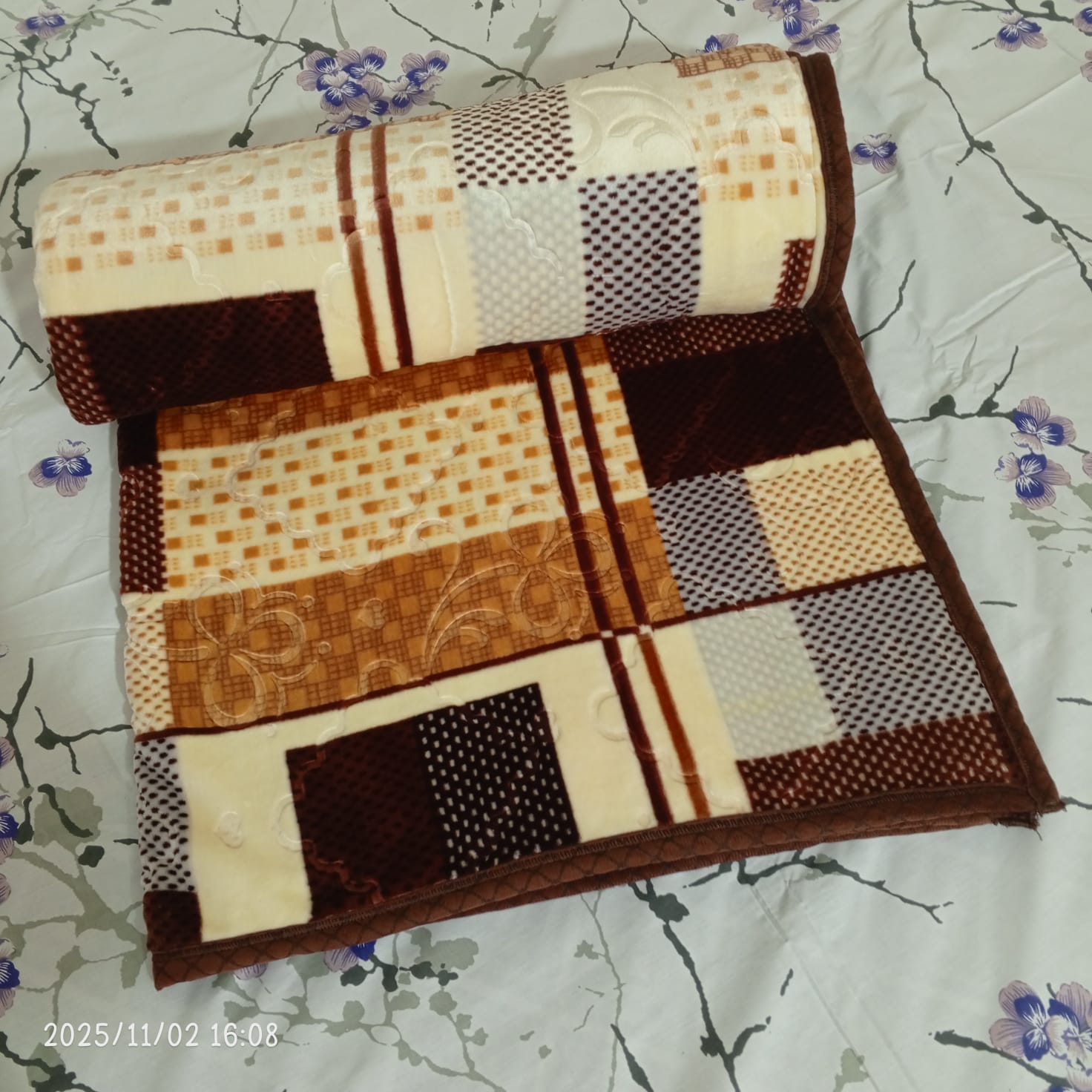 Arani Embossed Blanket – Creamy Camal - Elore