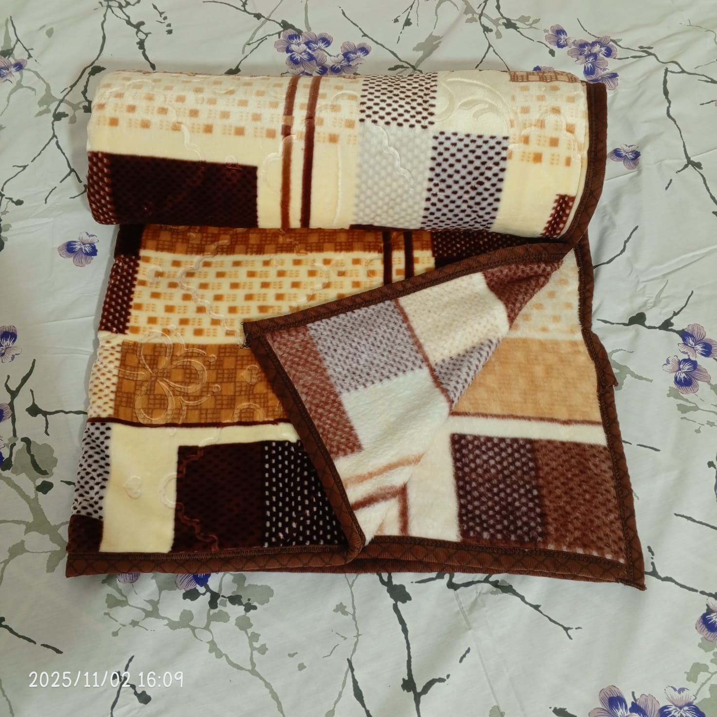 Arani Embossed Blanket – Creamy Camal - Elore